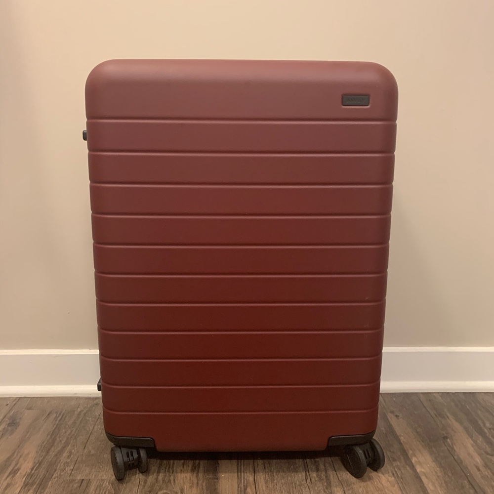 Away Luggage - Medium